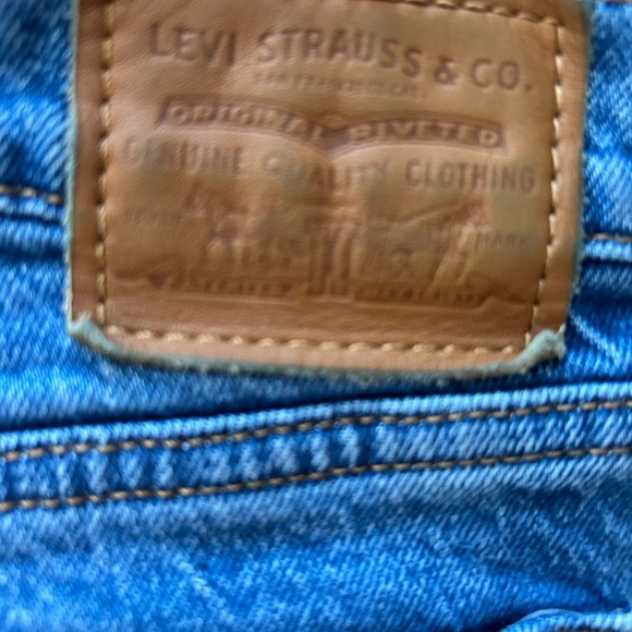 Levi’s Wedgie Straight Jeans - Picture 3 of 5